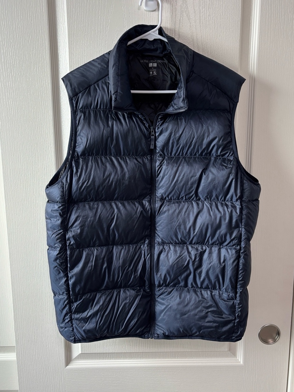 Men’s Uniqlo Ultra Light Down Puffer Vest Sleeveless Navy Blue Size Large